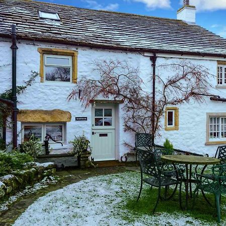 Westside Cottage, Newby, Clapham, Yorkshire Dales National Park, Famous Three Peaks, Near The Lake District, Pets Are Welcome Newby  Eksteriør billede