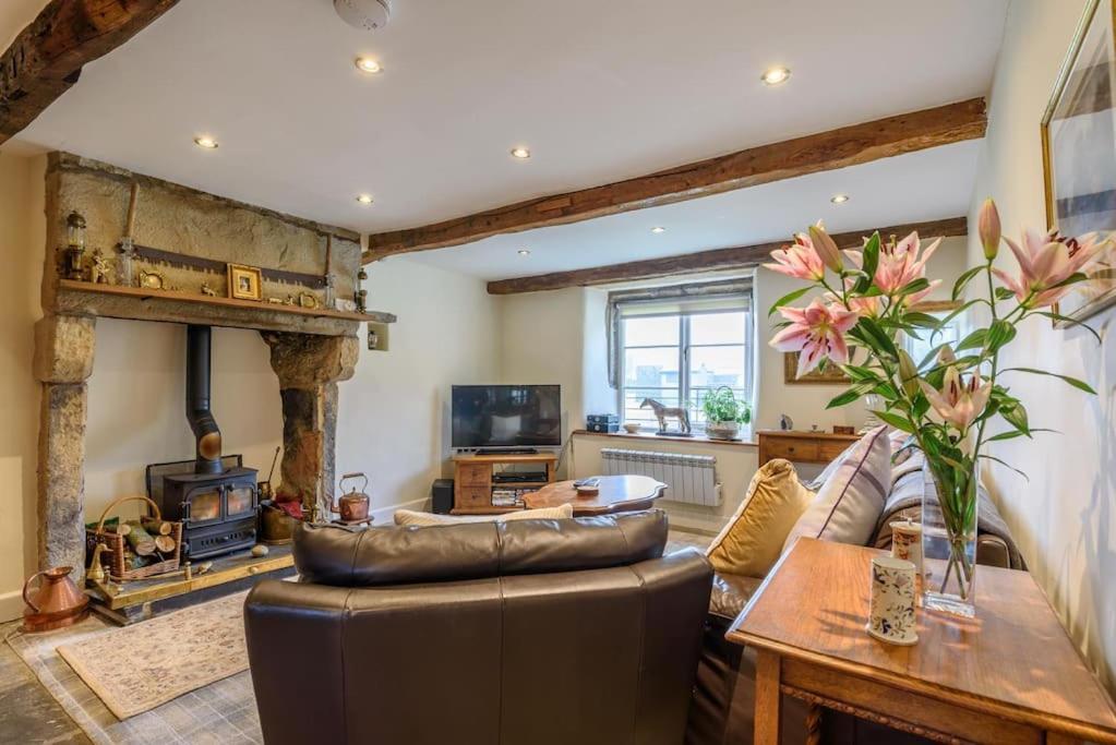 Westside Cottage, Newby, Clapham, Yorkshire Dales National Park, Famous Three Peaks, Near The Lake District, Pets Are Welcome Newby  Eksteriør billede