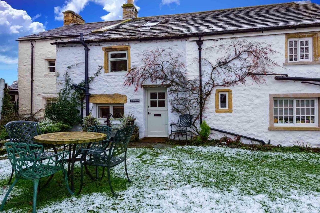 Westside Cottage, Newby, Clapham, Yorkshire Dales National Park, Famous Three Peaks, Near The Lake District, Pets Are Welcome Newby  Eksteriør billede