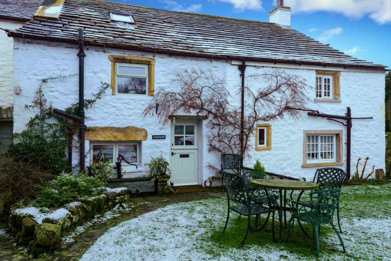 Westside Cottage, Newby, Clapham, Yorkshire Dales National Park, Famous Three Peaks, Near The Lake District, Pets Are Welcome Newby  Eksteriør billede