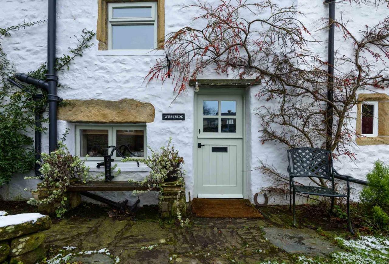 Westside Cottage, Newby, Clapham, Yorkshire Dales National Park, Famous Three Peaks, Near The Lake District, Pets Are Welcome Newby  Eksteriør billede